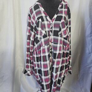 Torrid Women's Pink and Black Plaid Challis Babydoll Tunic Size 3 Tear by Tag